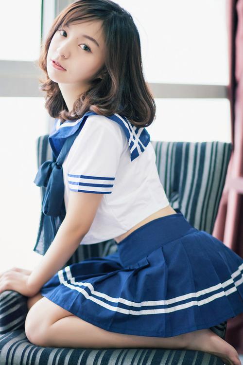 美女夜色刺激国产片